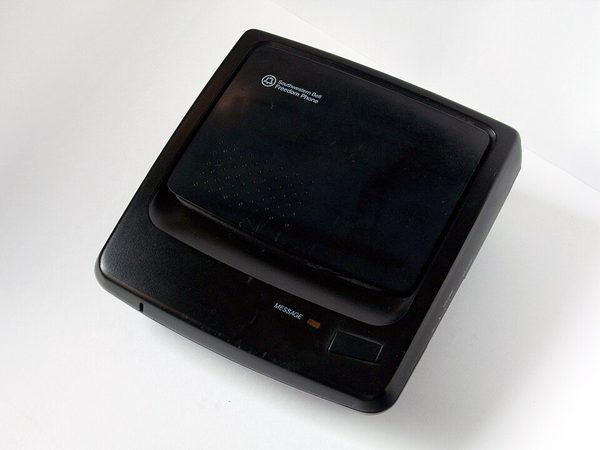 Answering machine