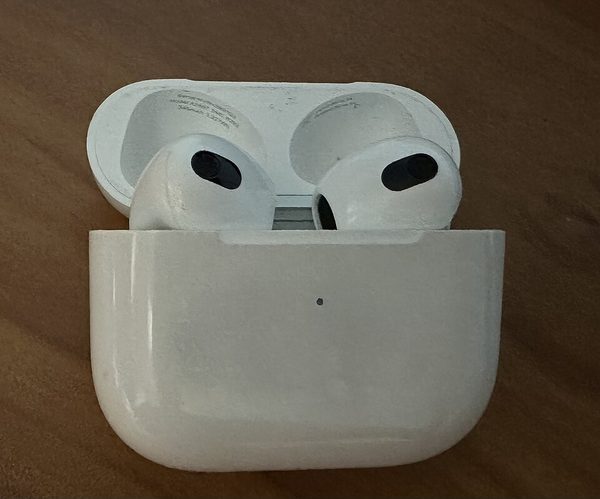 AirPods (3rd gen)