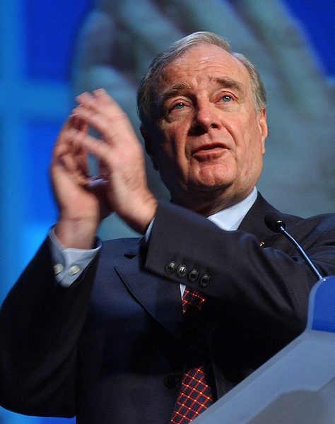Jean Chrétien announces his resignation; Paul Martin is sworn in as Canada's 21st Prime Minister on December 12.