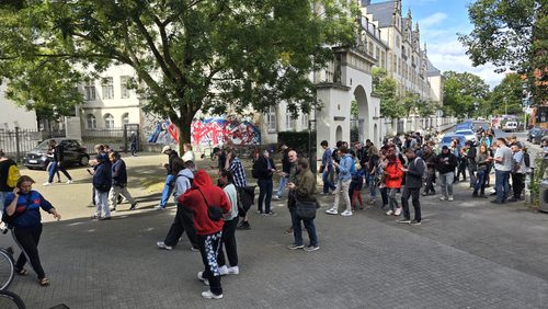 Pokemon Go sweeps the world as players roam streets catching monsters