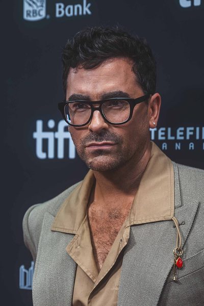 Schitt's Creek ends its run and then sweeps the comedy Emmys, a Canadian sitcom's storybook finish, September 2020.