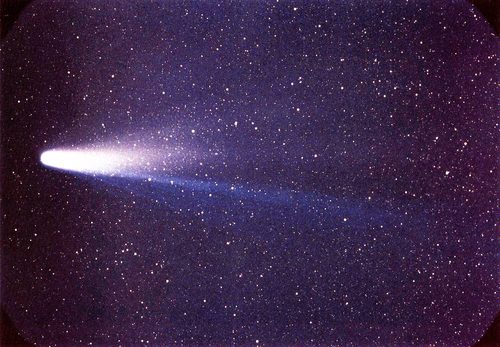 Halley's Comet makes its closest approach to Earth