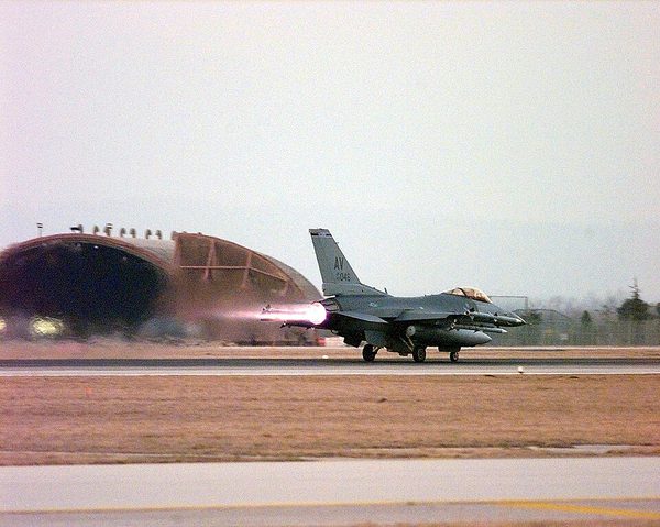 NATO bombs Kosovo as Britain joins the campaign