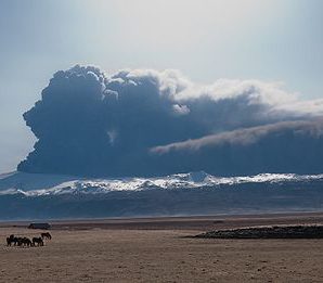 Iceland's volcanic ash cloud grounds flights across Europe