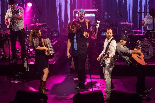 Karl Tremblay, singer of Les Cowboys Fringants, dies of cancer at 47; Quebec holds a state funeral at the Bell Centre (Nov 15, 2023)