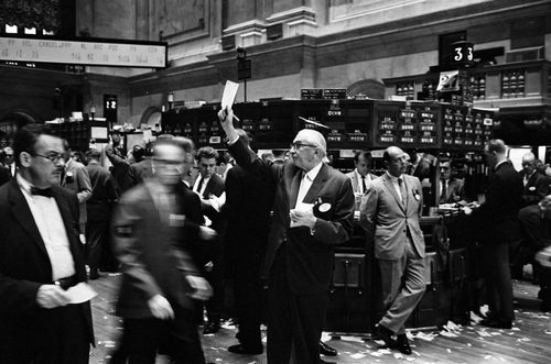 Black Monday: Dow plunges 22.6% in record one-day crash