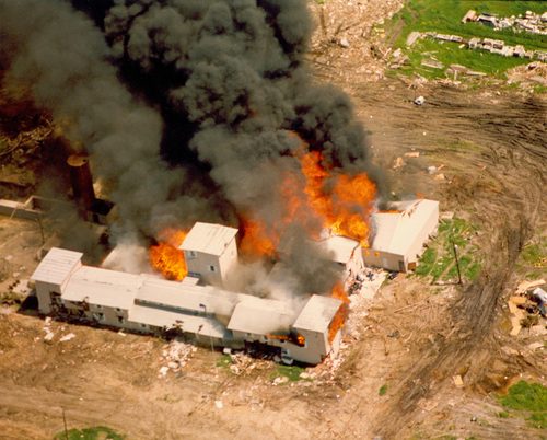 Waco siege of the Branch Davidian compound ends in fire