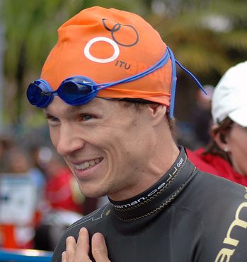Simon Whitfield wins Canada's first-ever Olympic triathlon gold at the Sydney Games (Sept. 2000)
