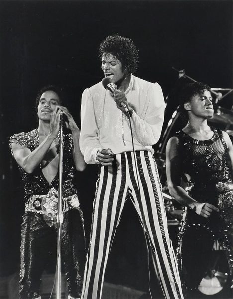 Michael Jackson's death dominates news and MuchMusic programming (June 25, 2009)