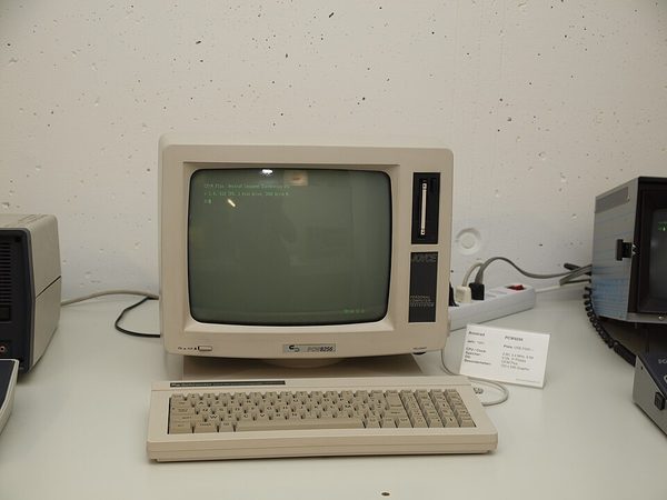 Amstrad PCW 8256