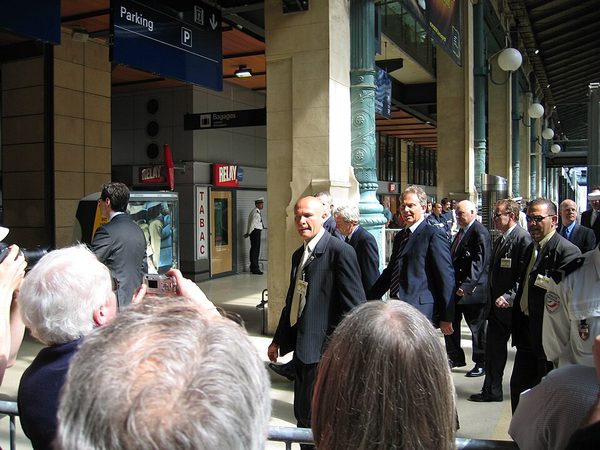 Blair engulfed by the cash-for-honours investigation