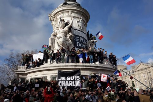 Charlie Hebdo shooting in Paris; 'Je suis Charlie'