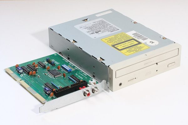 the CD-ROM PC